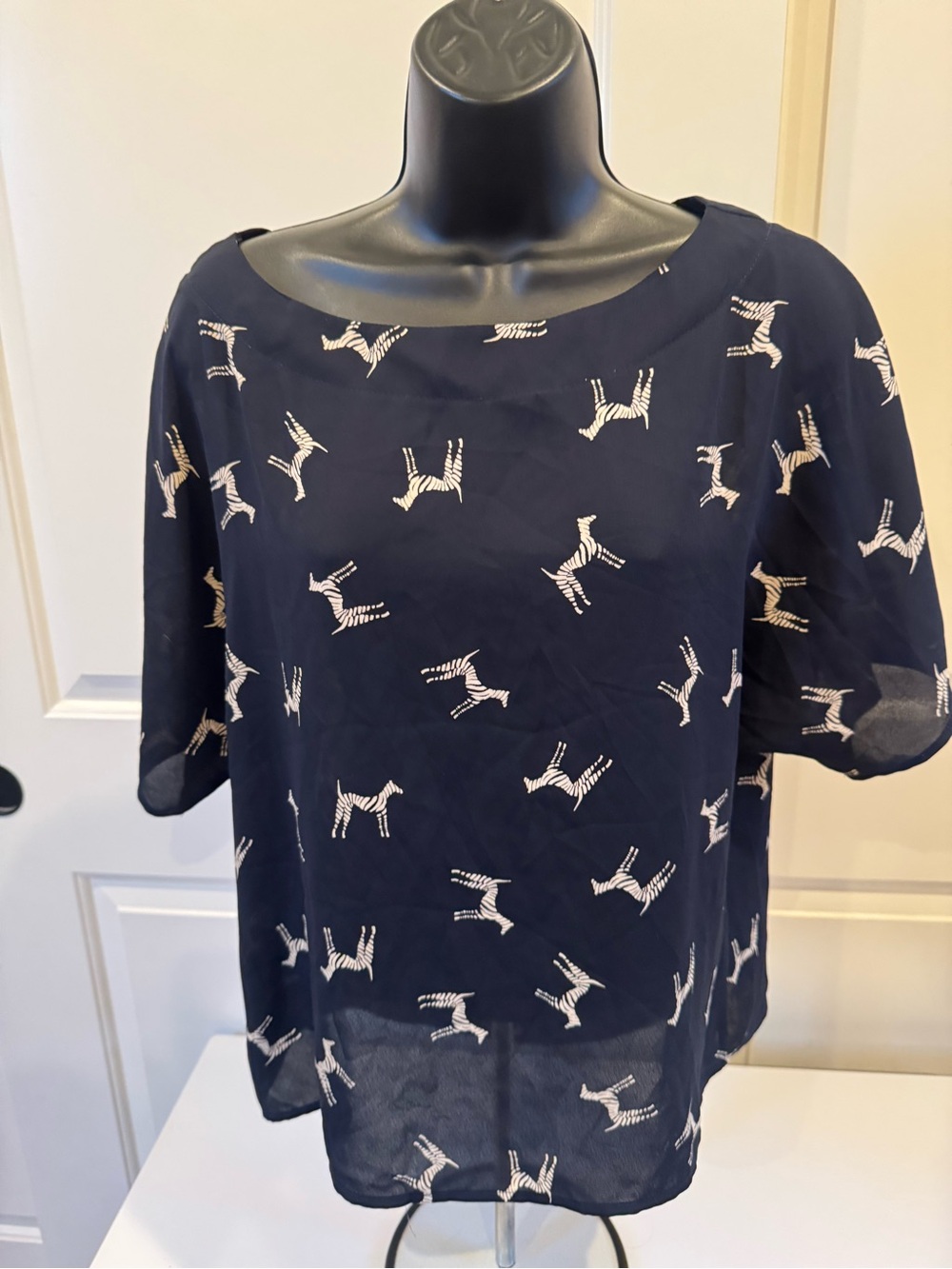 Le Lis  Blouse with White Zebra Motif
